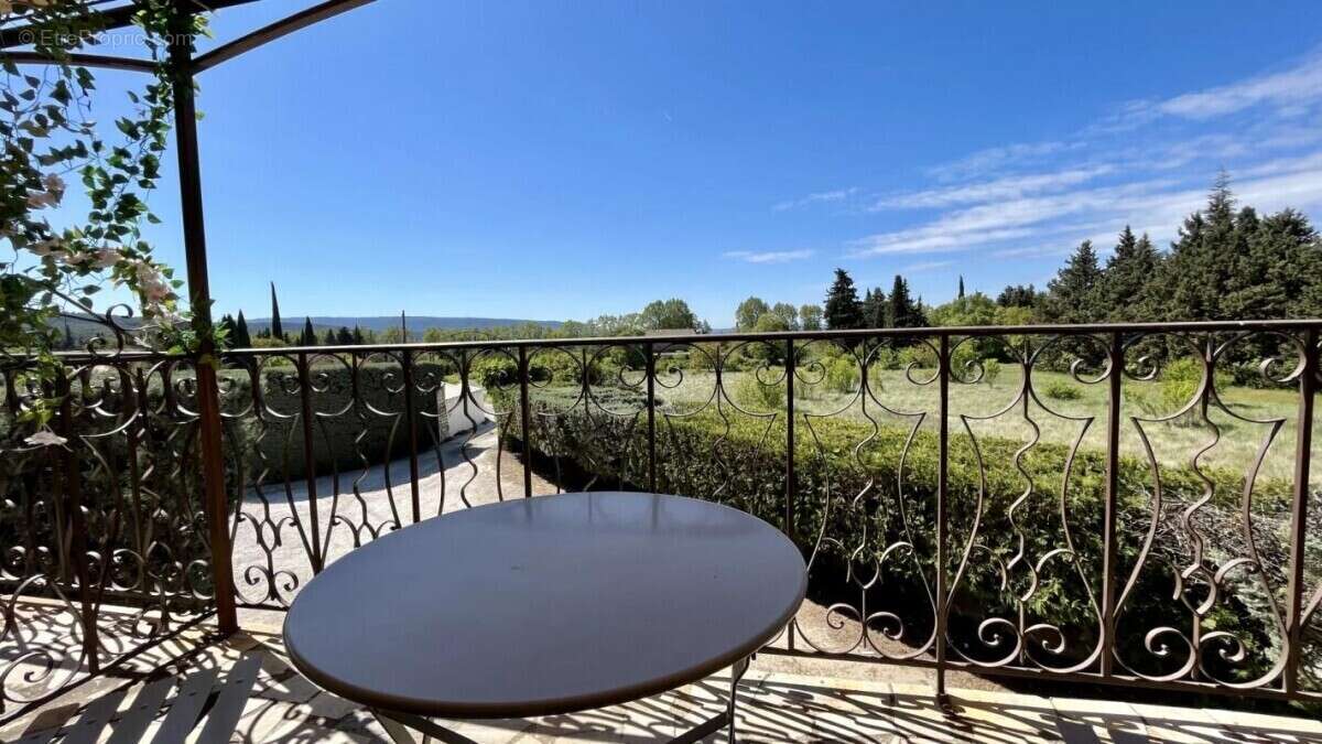 Maison à SAUMANE-DE-VAUCLUSE