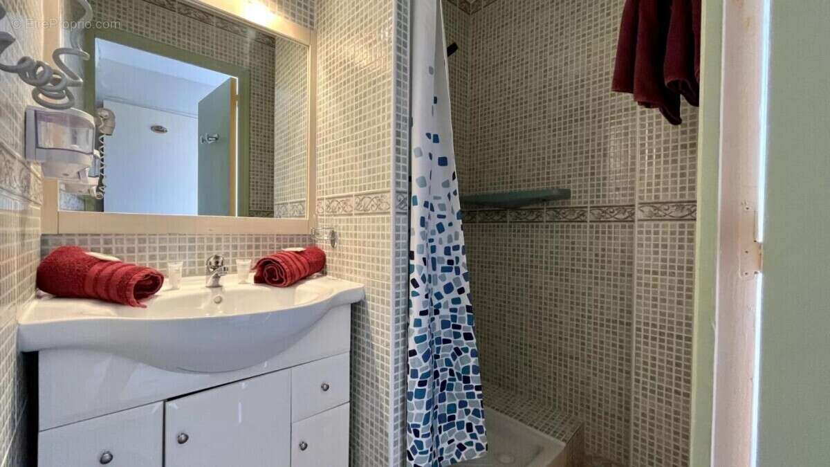 Maison à SAUMANE-DE-VAUCLUSE