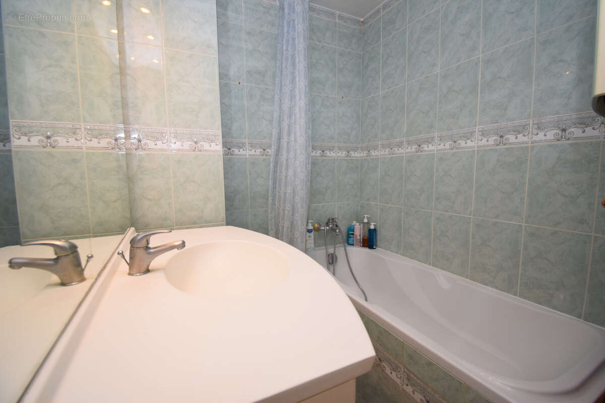 Appartement à CASTELNAU-LE-LEZ