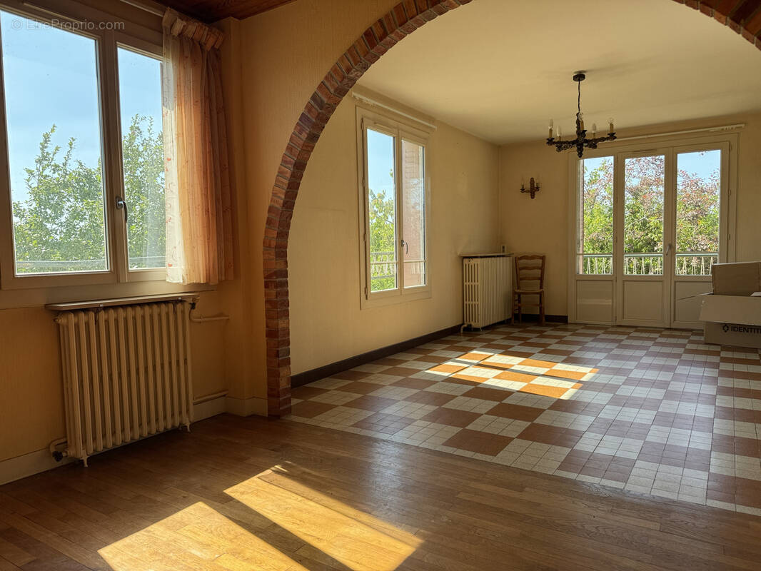 Maison à CHAMPIGNELLES