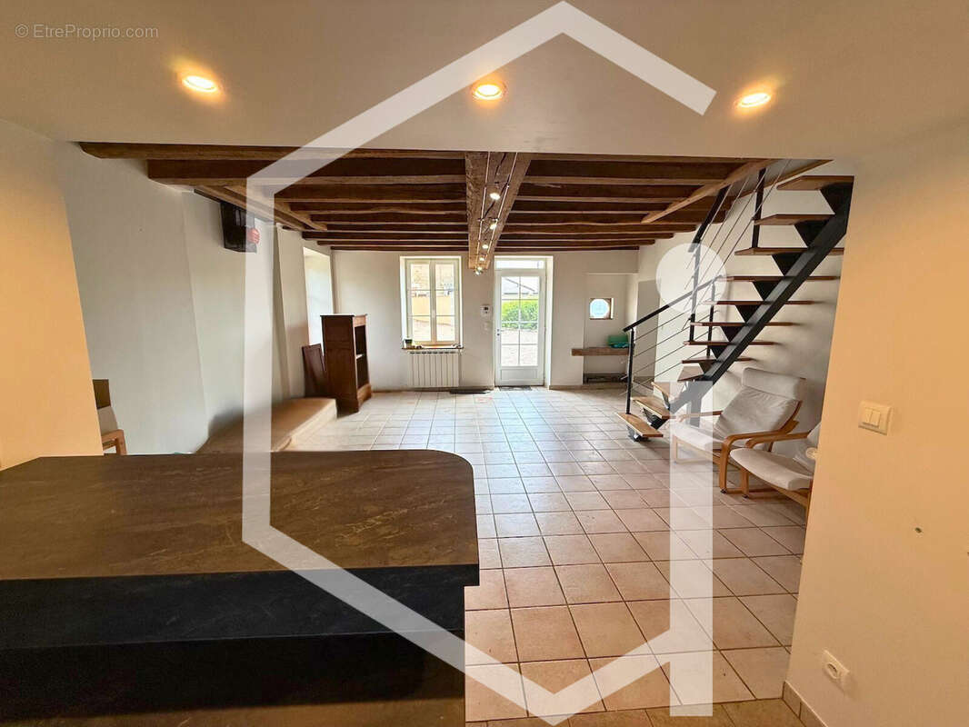 Maison à LA CHARITE-SUR-LOIRE