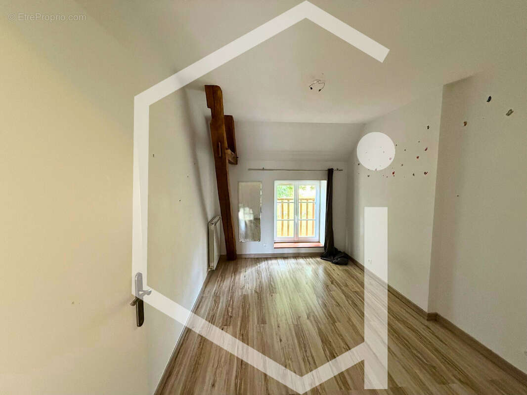 Maison à LA CHARITE-SUR-LOIRE