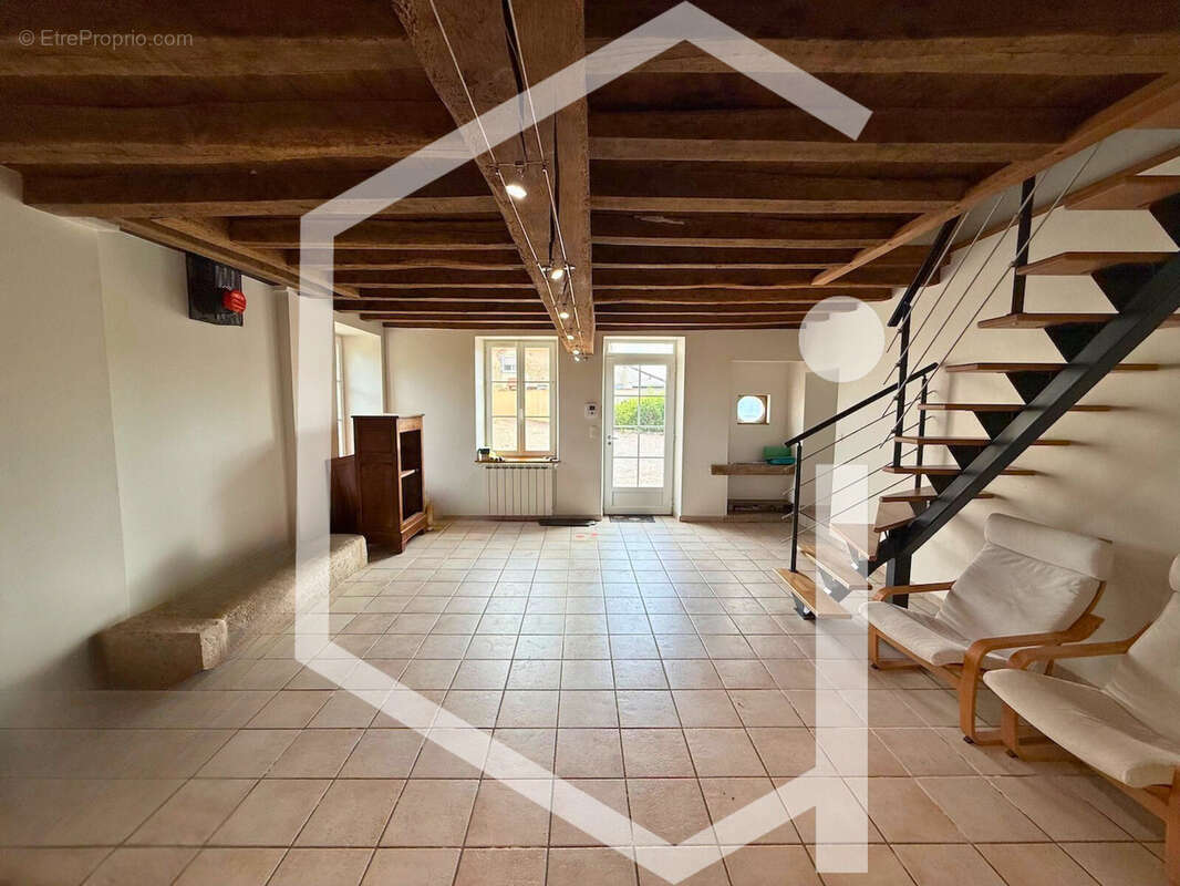 Maison à LA CHARITE-SUR-LOIRE