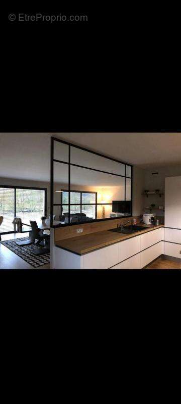 Terrain à JOUY-LES-REIMS