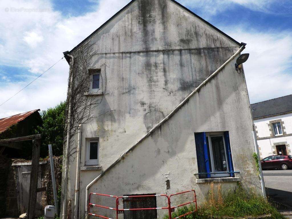 Maison à LOCMALO