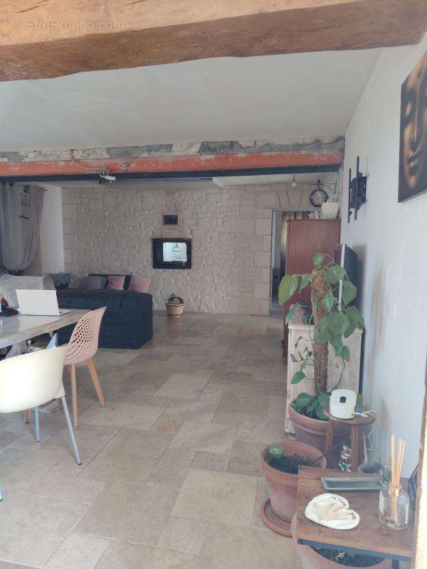 Maison à LA CELLE-SAINT-AVANT