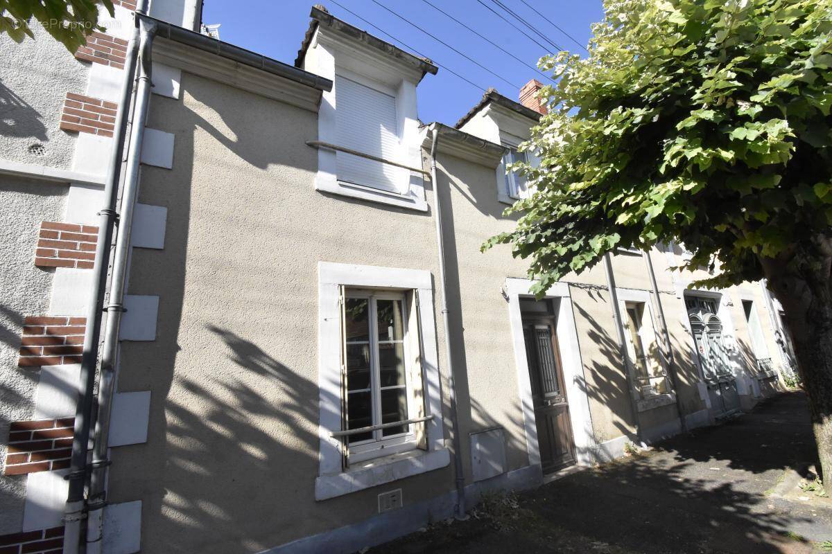 Maison à COSNE-COURS-SUR-LOIRE