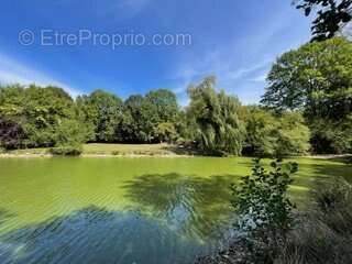 Maison à SAINT-LEGER-DE-FOUGERET