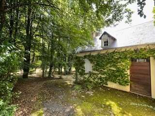 Maison à SAINT-LEGER-DE-FOUGERET