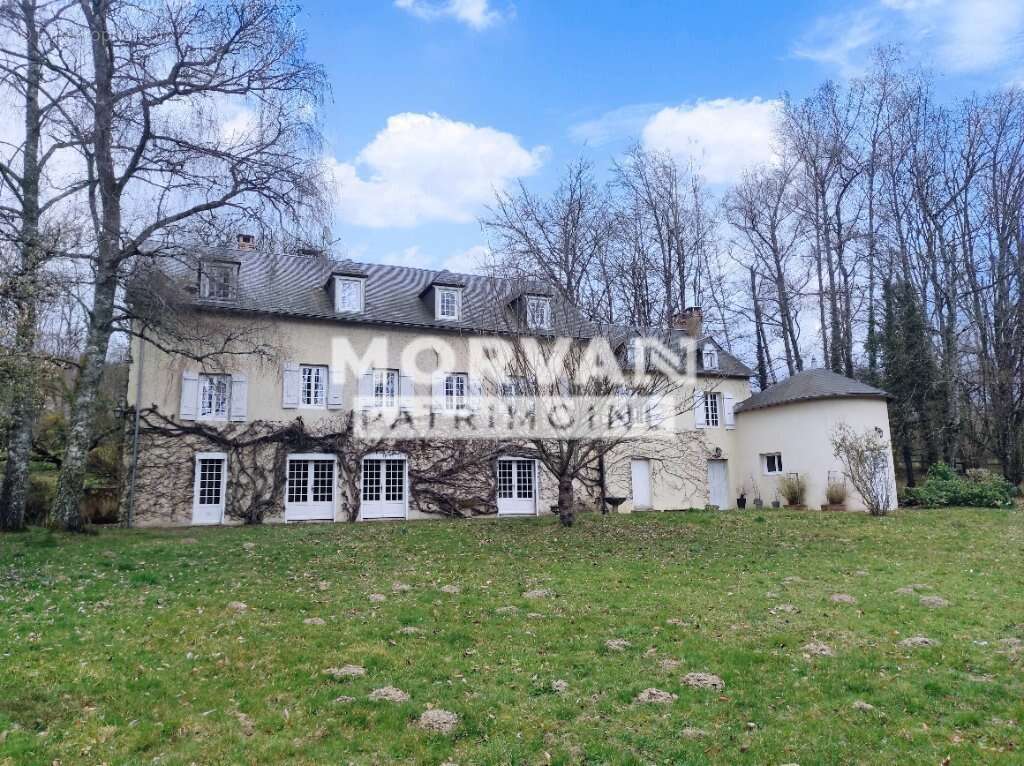 Maison à SAINT-LEGER-DE-FOUGERET