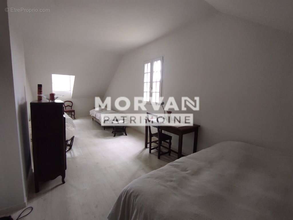 Maison à SAINT-LEGER-DE-FOUGERET