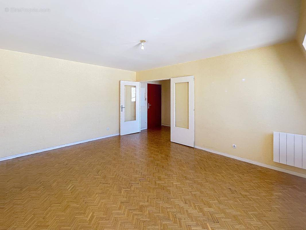 Appartement à CHOISY-LE-ROI