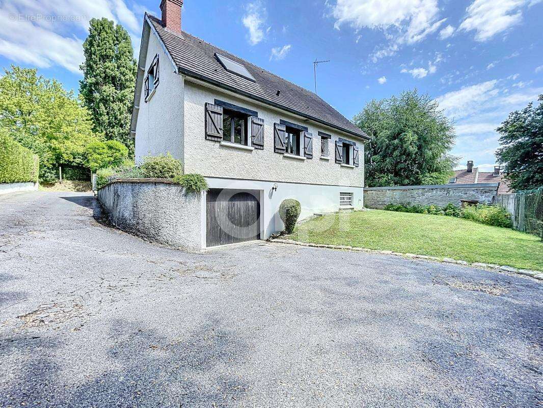 Maison à VERDERONNE