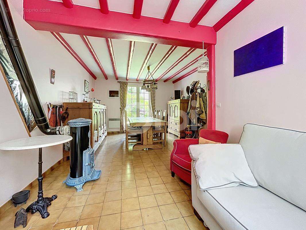 Maison à VERDERONNE