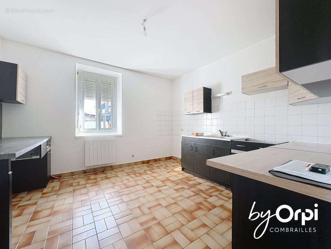 Maison à SAINT-ELOY-LES-MINES