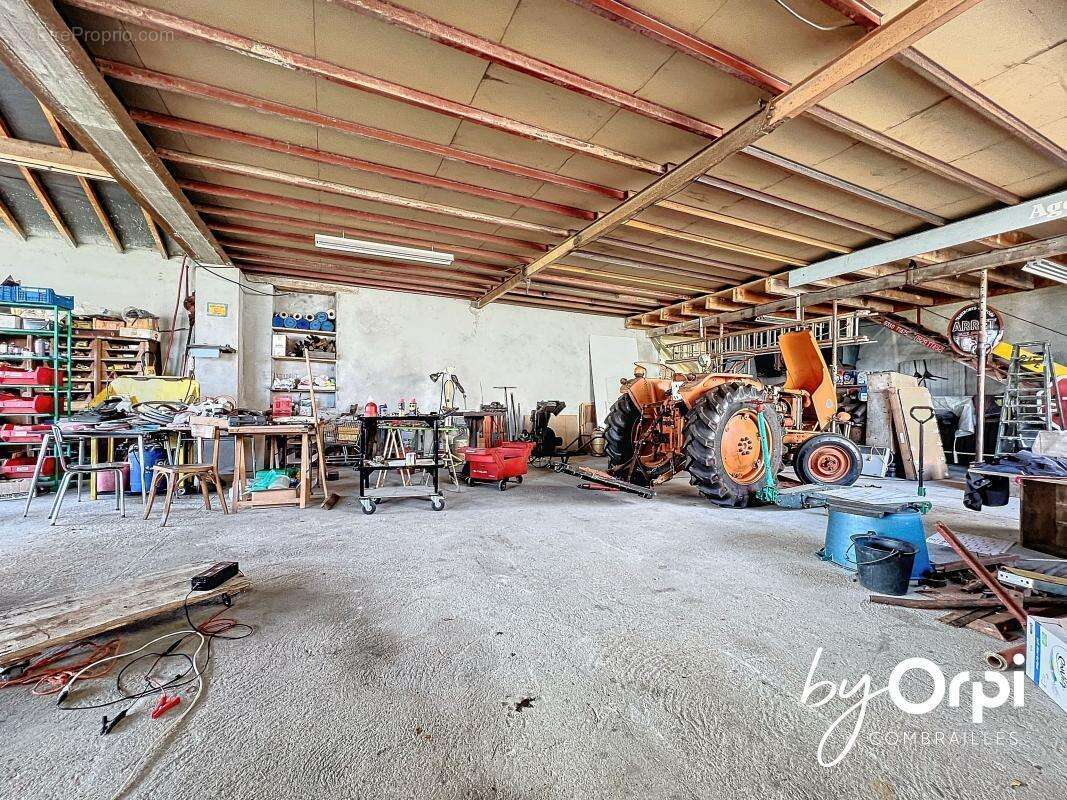 Maison à SAINT-ELOY-LES-MINES