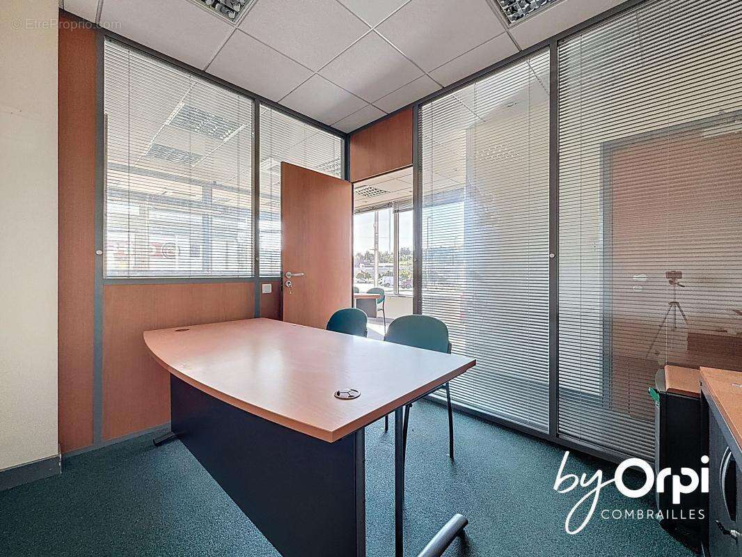 Commerce à SAINT-ELOY-LES-MINES