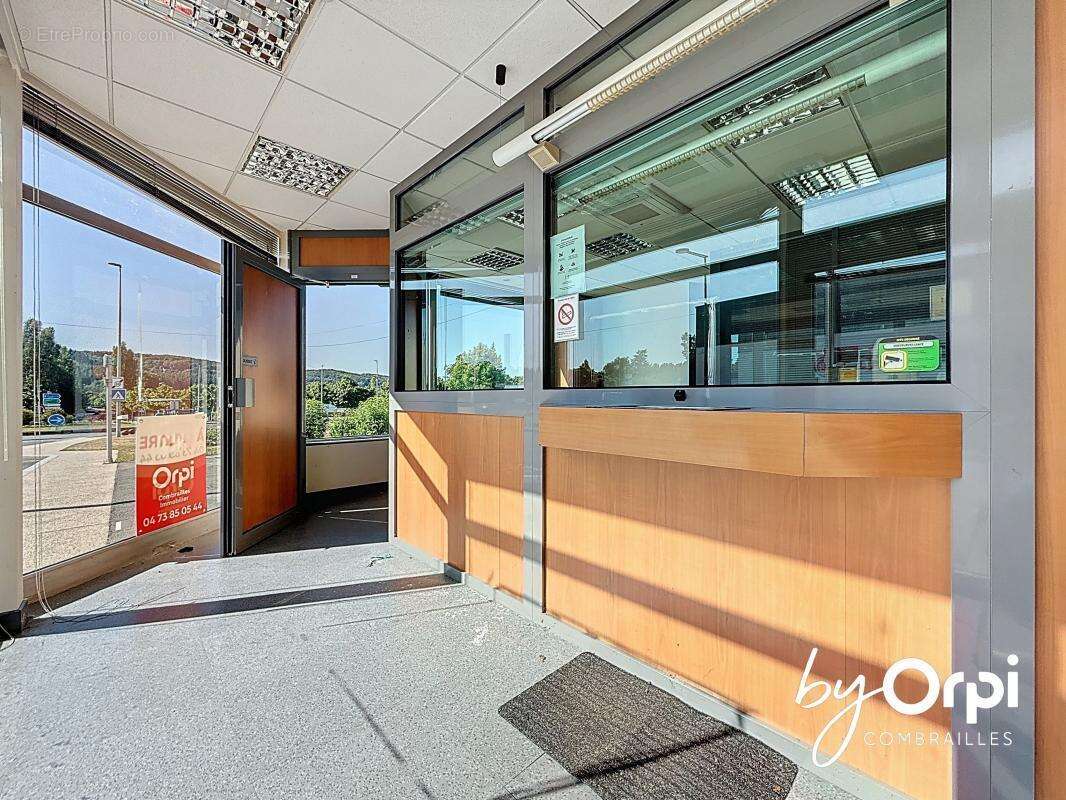 Commerce à SAINT-ELOY-LES-MINES