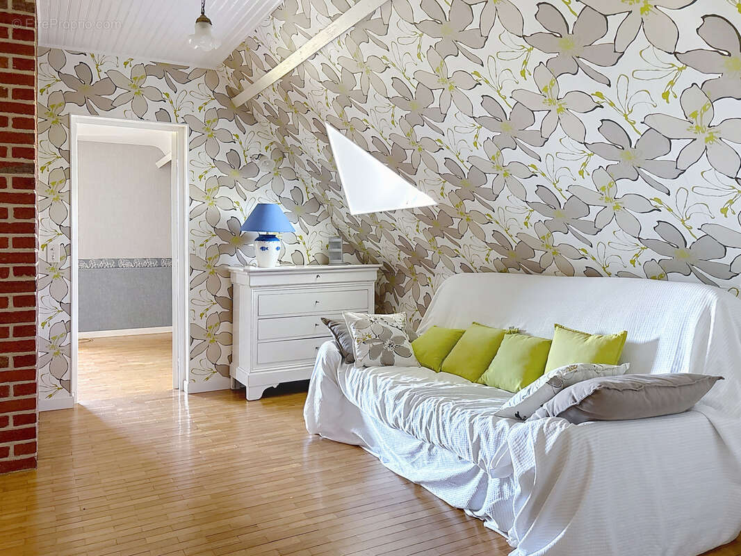 Maison à FLEURY-SUR-ANDELLE