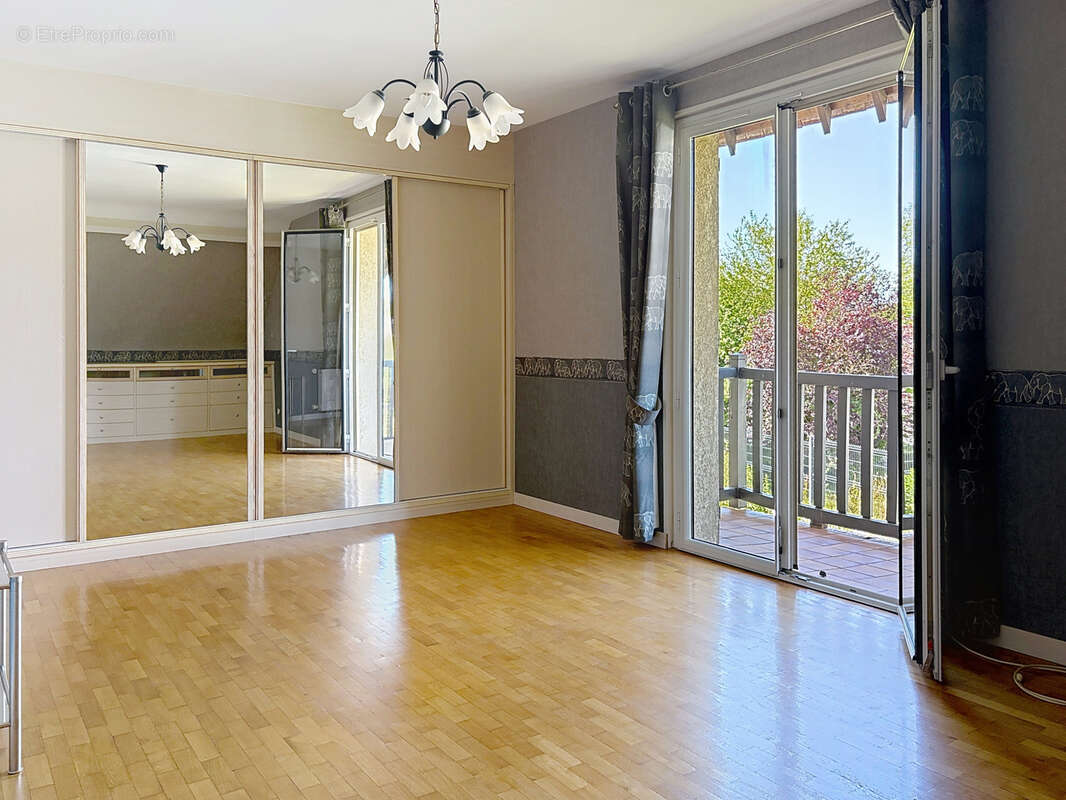 Maison à FLEURY-SUR-ANDELLE