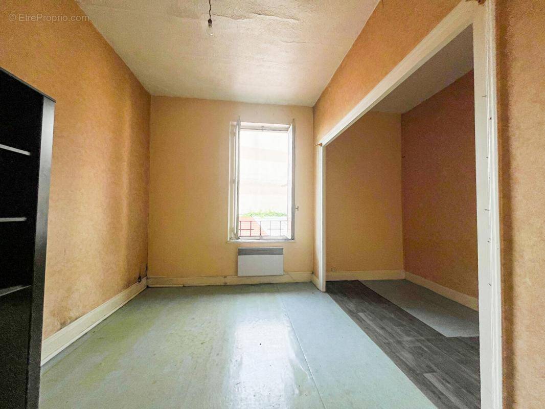 Appartement à LYON-8E