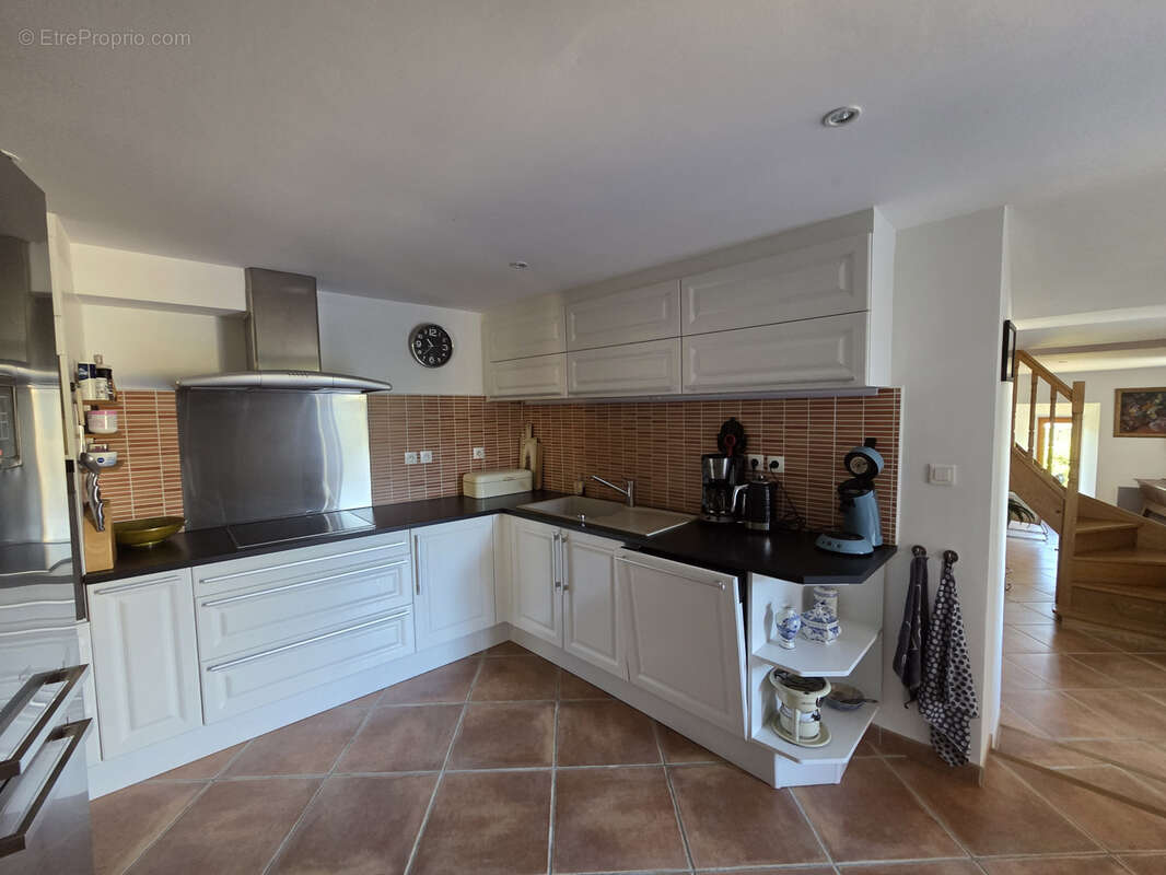 Maison à SAINT-JEAN-ROURE