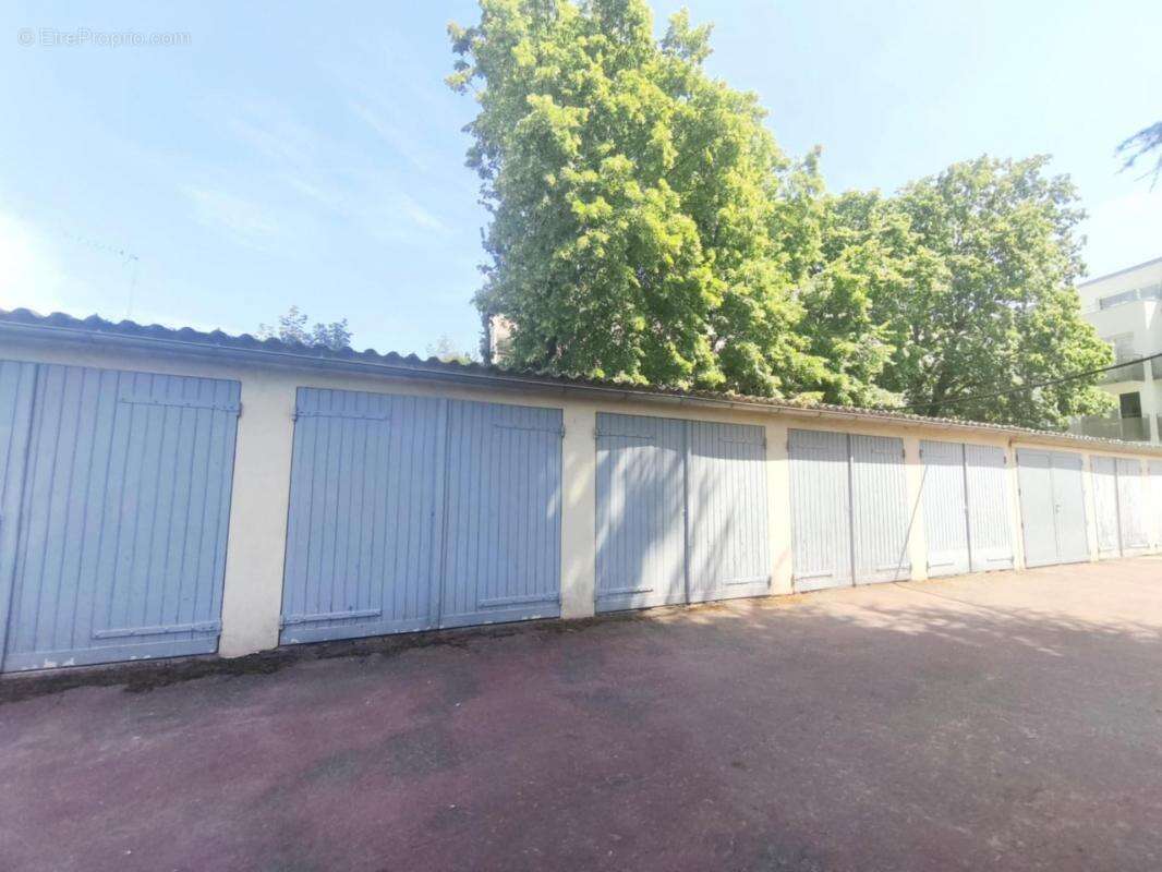 Appartement à BOURG-LA-REINE