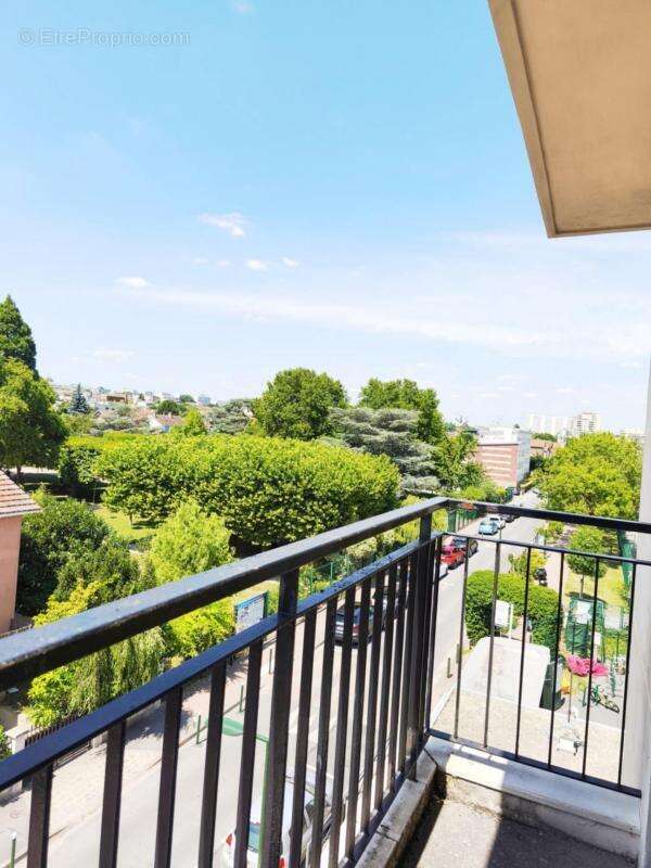 Appartement à BOURG-LA-REINE