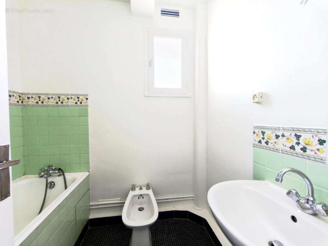 Appartement à BOURG-LA-REINE