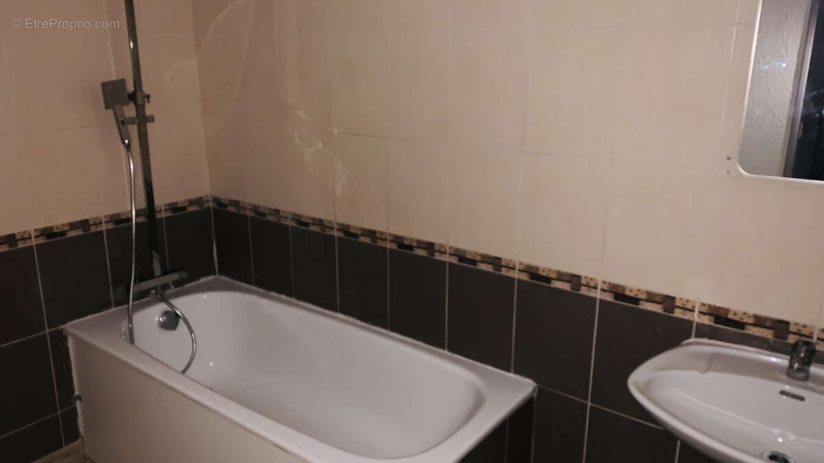 Appartement à BEDARIEUX