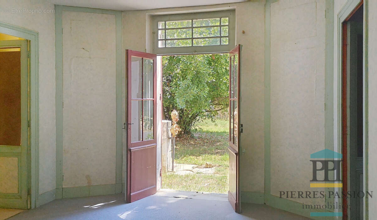 Maison à SAINT-PIERRE-D&#039;AURILLAC