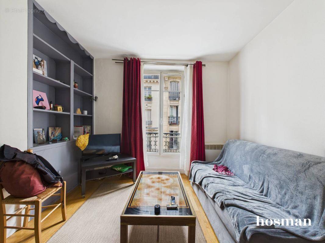 Appartement à PARIS-10E