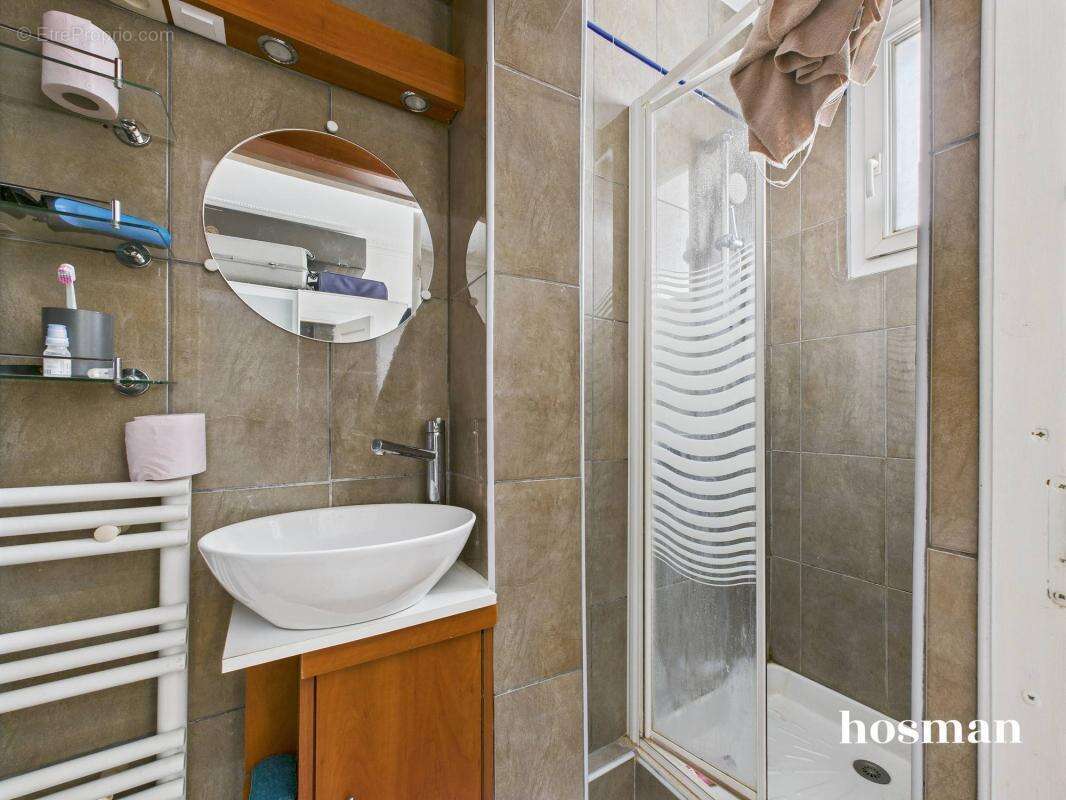 Appartement à PARIS-10E