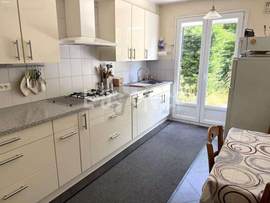 Maison à CLAYE-SOUILLY