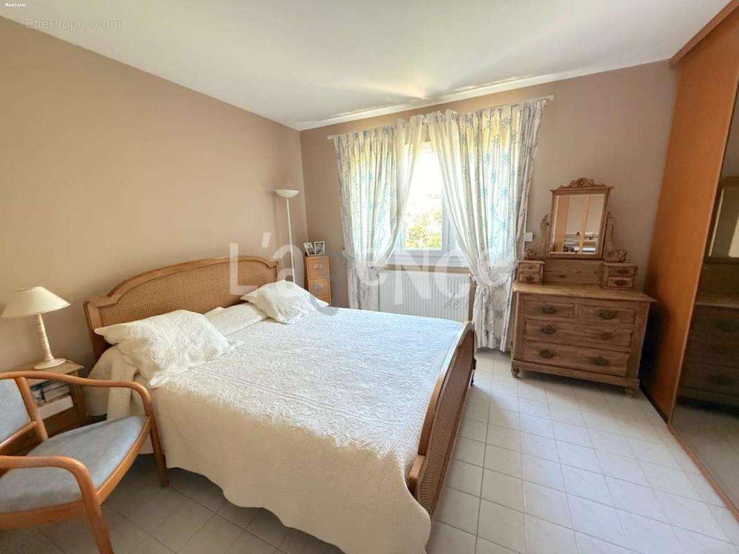 Maison à CLAYE-SOUILLY