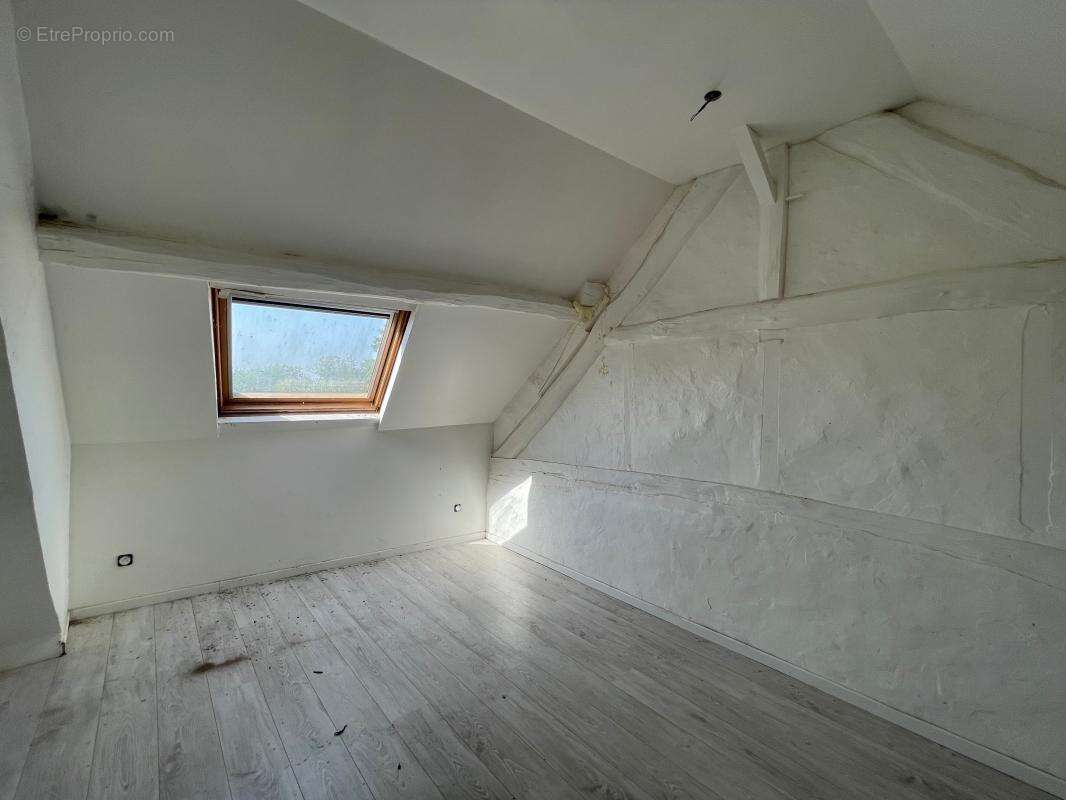 Maison à LIZY-SUR-OURCQ