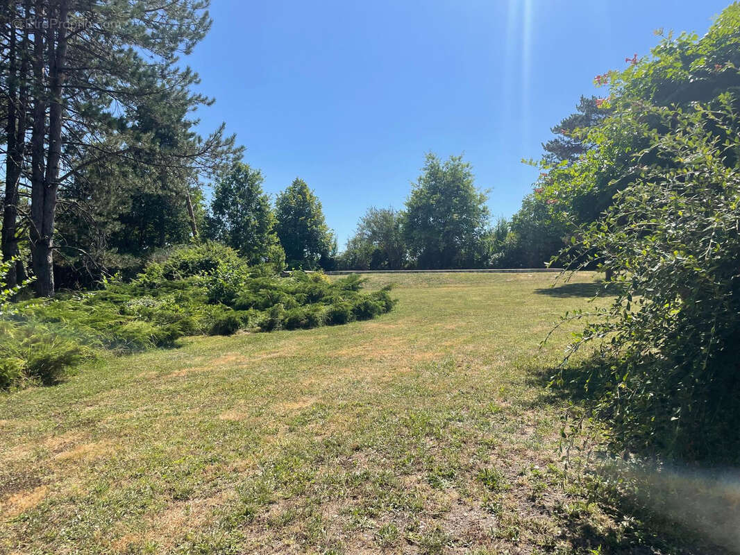 Maison à BARBEZIEUX-SAINT-HILAIRE