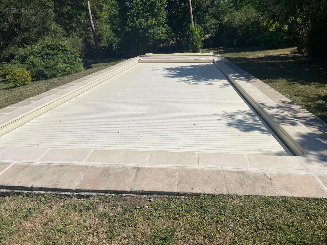 Maison à BARBEZIEUX-SAINT-HILAIRE