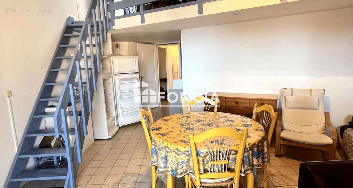 Appartement à LA LONDE-LES-MAURES