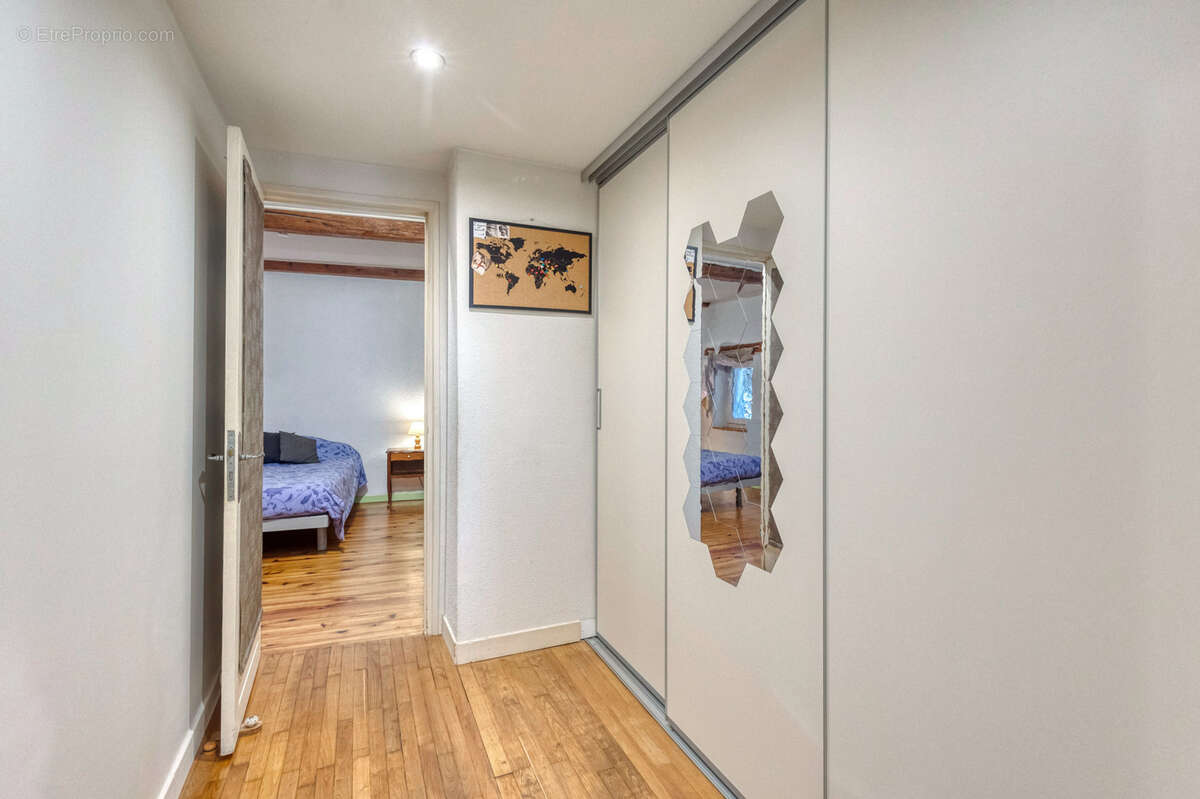 Appartement à SASSENAGE