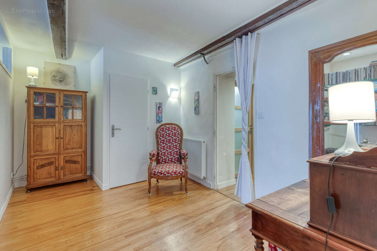 Appartement à SASSENAGE