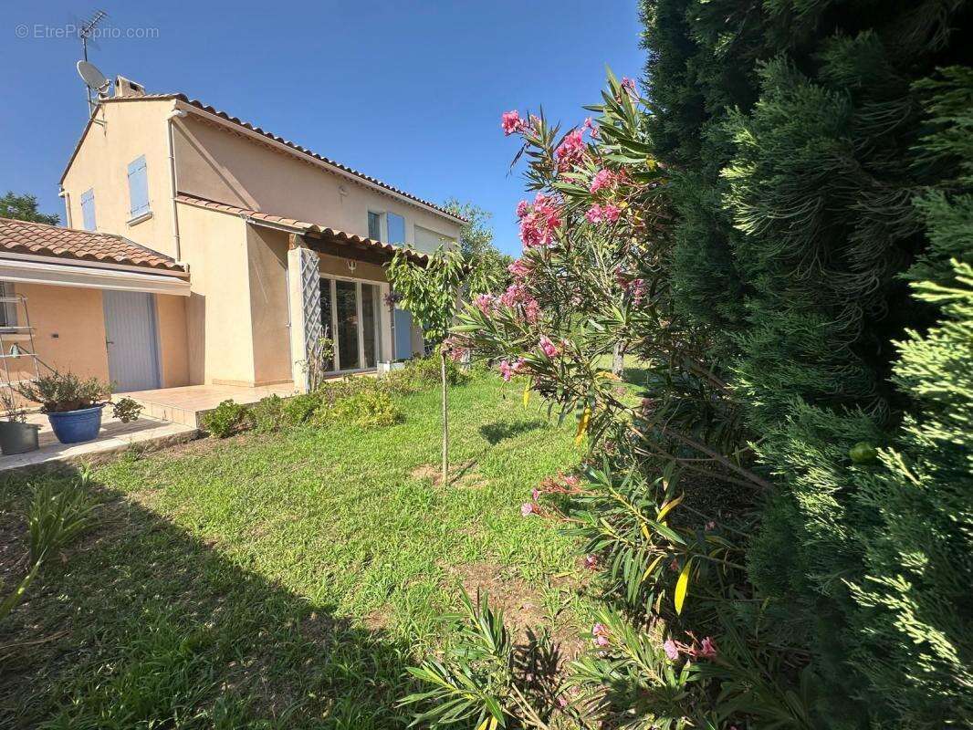 Maison à SIX-FOURS-LES-PLAGES