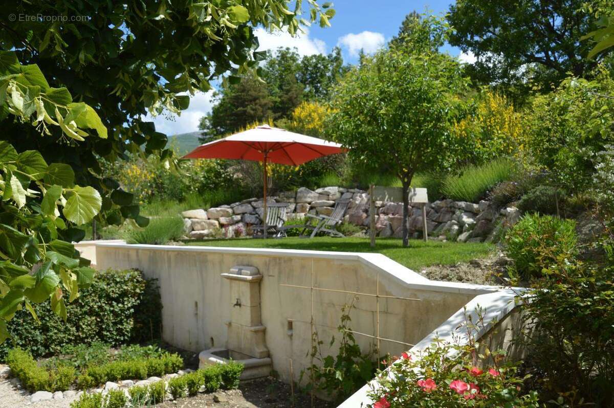 Maison à MONTBRUN-LES-BAINS