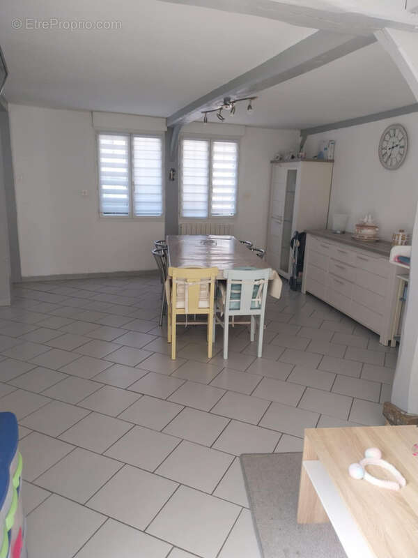 Maison à NEUFCHATEL-EN-BRAY