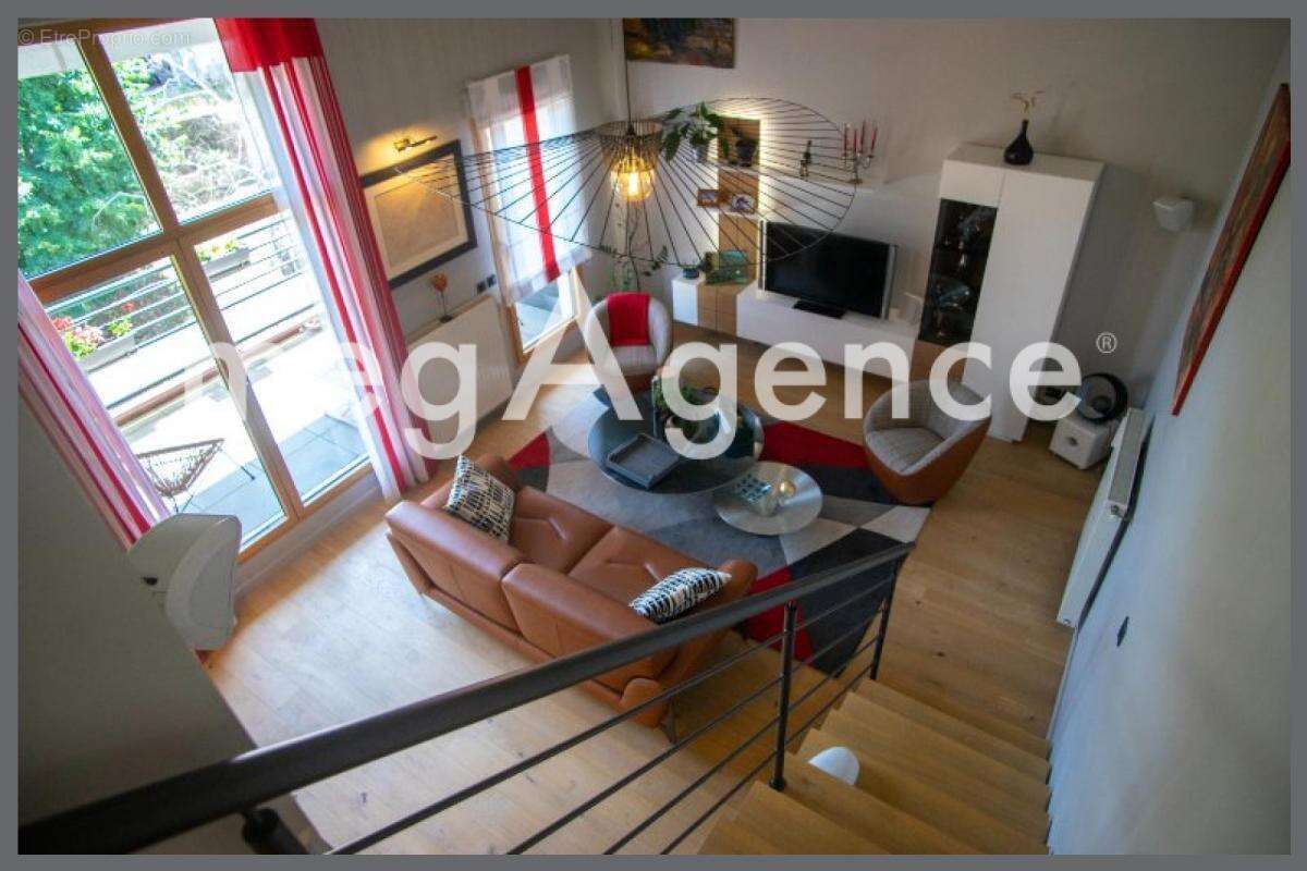 Appartement à TASSIN-LA-DEMI-LUNE