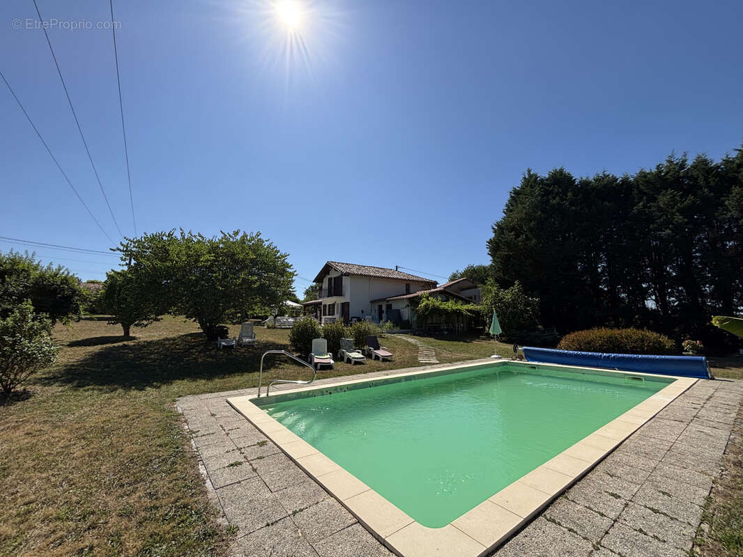 Maison à SAINT-AULAYE