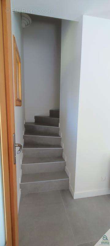 Maison à SAINT-MARTIN-D&#039;URIAGE