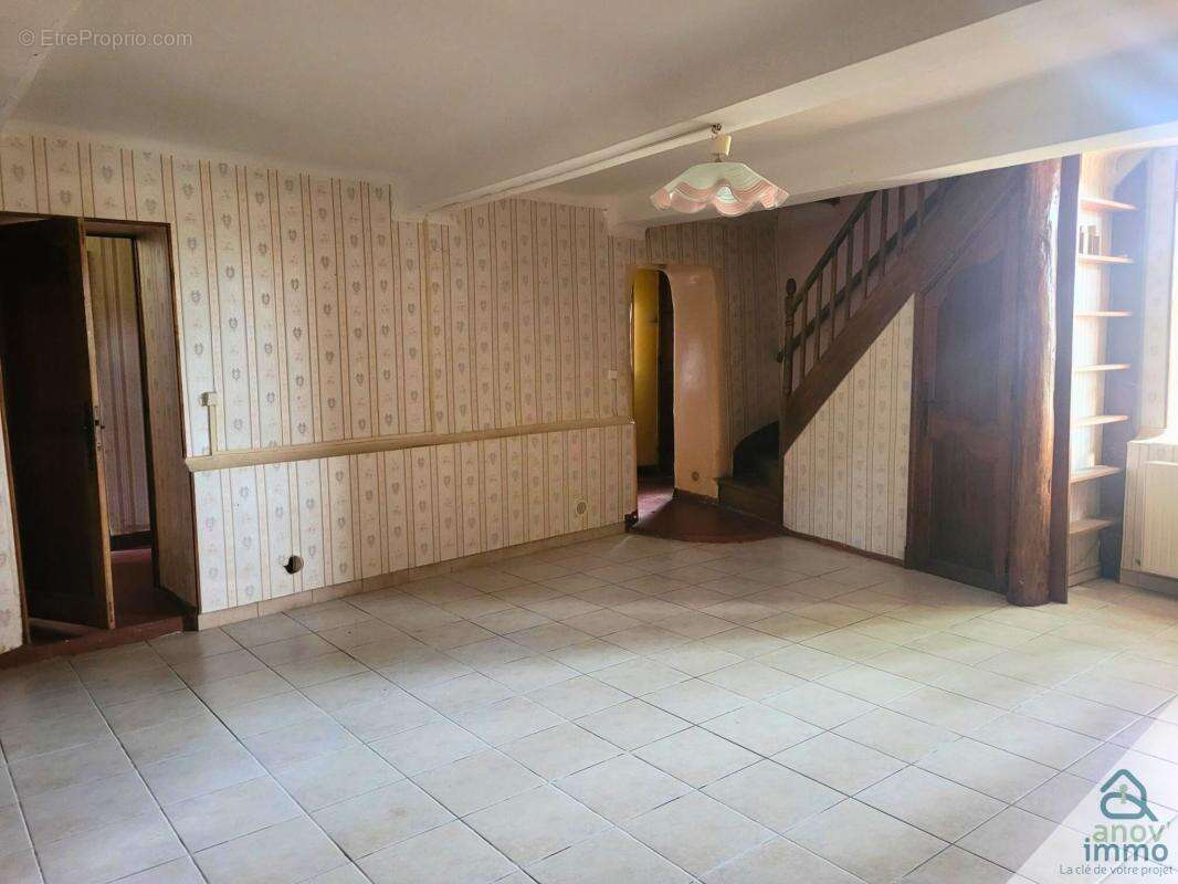 Maison à CINTEGABELLE