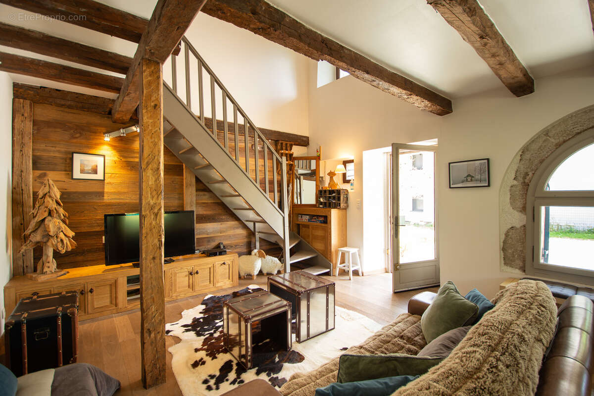 Maison à SAINT-JORIOZ