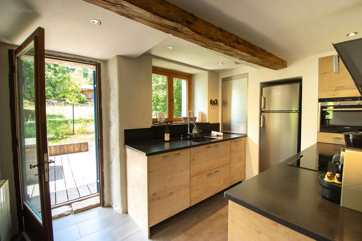 Maison à SAINT-JORIOZ